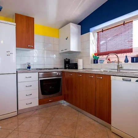 By The Sea Barbat, Rab - 22093 Apartament Rab Town